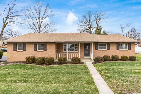 521 Heatherhill Rd, Columbus, OH 43213