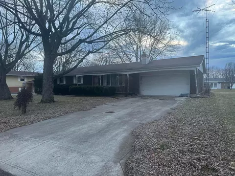 481 Mayfield Dr, Marion, OH 43302