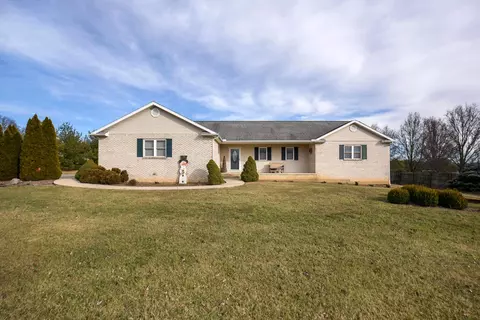 24820 Huber Hitler Rd, Circleville, OH 43113