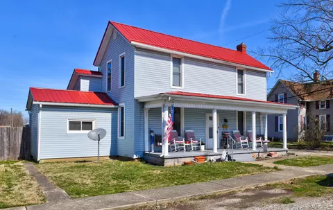 32 Station St W, Ashville, OH 43103