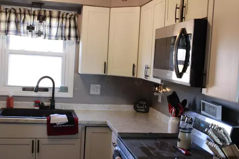 5419 Richmoor Rd, Springfield, OH 45503 photo 2