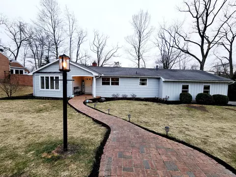 1186 Sylvan Dr, Wilmington, OH 45177
