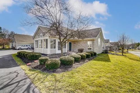 6345 Pinehurst Pt, Westerville, OH 43082