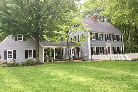 766 Center St, Galion, OH 44833