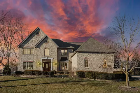 1027 Poppy Hills Dr, Blacklick, OH 43004