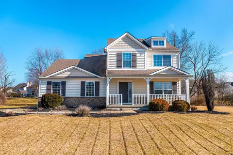 8583 Columbia Rd SW, Pataskala, OH 43062