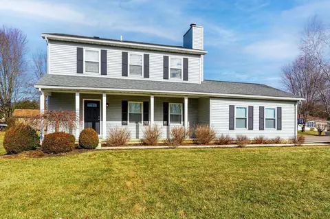 972 Jeremy Ct, Newark, OH 43055