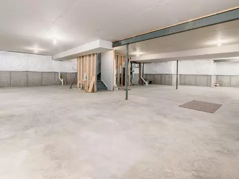 Exterior - 114 Solstice Rd, Delaware, OH 43015 photo 5 of 14