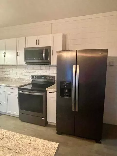 Kitchen - 97 E 6th St, Fredericktown, OH 43019 photo 7 of 7