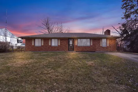 707 Knickerbocker Ave, Springfield, OH 45506