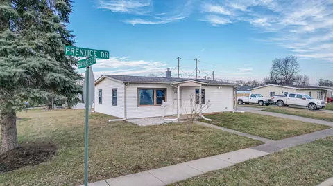 343 Prentice Dr, New Carlisle, OH 45344
