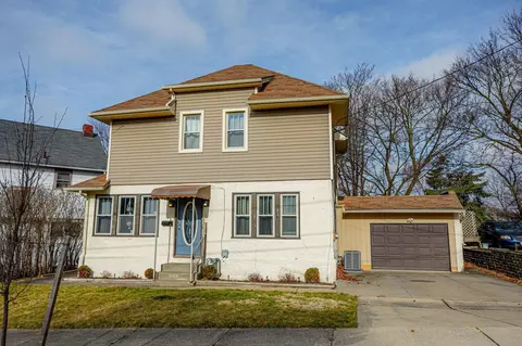 1361 Sprague St, Akron, OH 44305