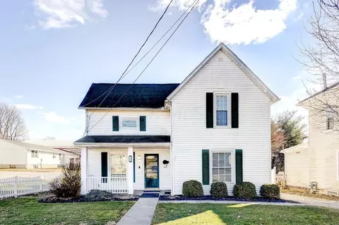 58 S Main St, Croton, OH 43013