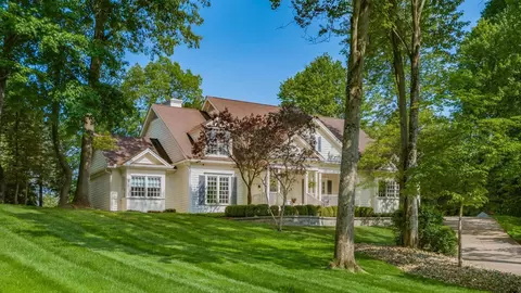 1134 Stone Run Ct, Lancaster, OH 43130