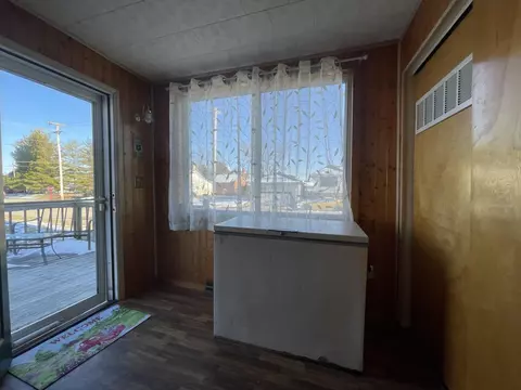 222 New St, Mount Sterling, OH 43143 photo 6