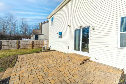 Exterior - 4501 Switchback Trl, Columbus, OH 43228 photo 4 of 11