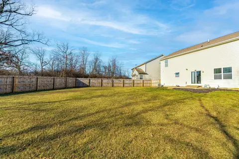Exterior - 4501 Switchback Trl, Columbus, OH 43228 photo 7 of 11