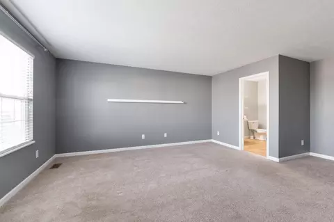 Bedroom - 4501 Switchback Trl, Columbus, OH 43228 photo 2 of 5