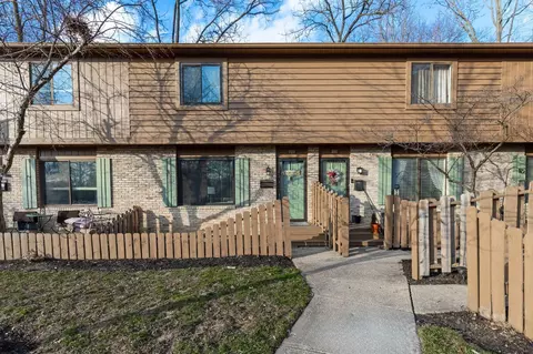 109 David Sq, Westerville, OH 43081
