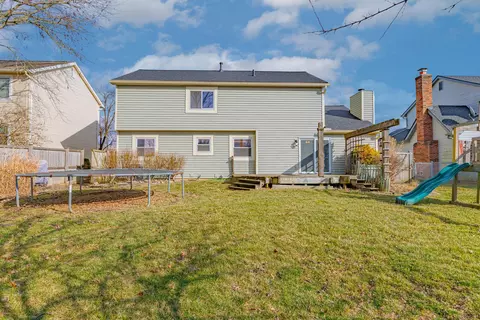 Exterior - 8417 Seabright Dr, Powell, OH 43065 photo 7 of 10