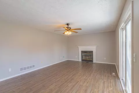 Living - 8417 Seabright Dr, Powell, OH 43065 photo 3 of 5