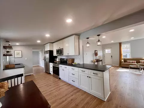 Kitchen - 25 S Delaware St, Lithopolis, OH 43136 photo 1 of 5