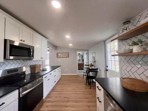 Kitchen - 25 S Delaware St, Lithopolis, OH 43136 photo 5 of 5