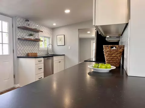 Kitchen - 25 S Delaware St, Lithopolis, OH 43136 photo 3 of 5