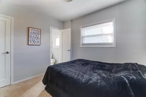 Bedroom - 1265 Moler Rd, Columbus, OH 43207 photo 3 of 4
