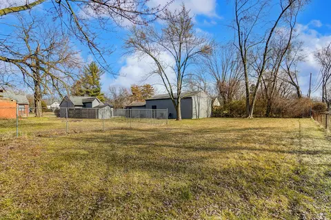 Exterior - 1265 Moler Rd, Columbus, OH 43207 photo 22 of 23