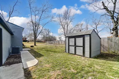 Exterior - 1265 Moler Rd, Columbus, OH 43207 photo 11 of 23