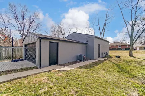 Exterior - 1265 Moler Rd, Columbus, OH 43207 photo 12 of 23