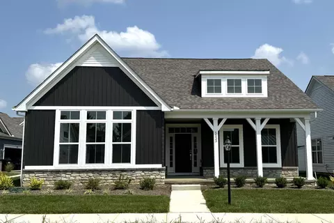 5533 Jessica Ln E, Powell, OH 43065