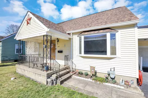 Exterior - 1459 E Chestnut St, Lancaster, OH 43130 photo 7 of 16