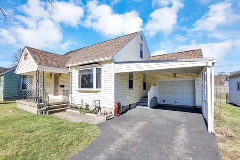 Exterior - 1459 E Chestnut St, Lancaster, OH 43130 photo 6 of 16