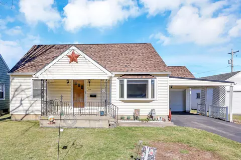 Exterior - 1459 E Chestnut St, Lancaster, OH 43130 photo 2 of 16