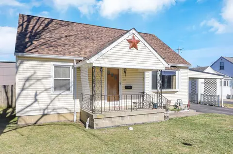 Exterior - 1459 E Chestnut St, Lancaster, OH 43130 photo 4 of 16
