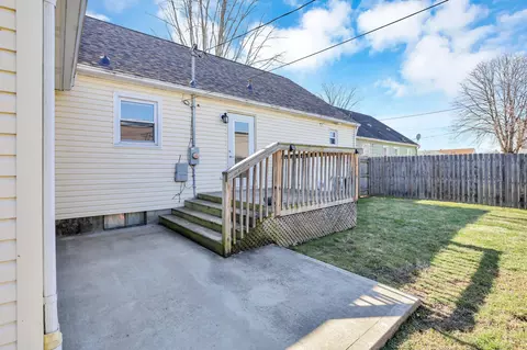 Exterior - 1459 E Chestnut St, Lancaster, OH 43130 photo 15 of 16