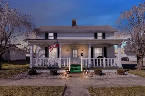 173 East St, Ashville, OH 43103
