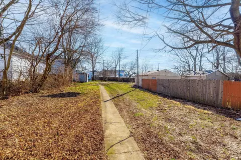 Exterior - 309 Stanton Ave, Springfield, OH 45503 photo 3 of 6
