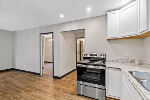 Kitchen - 680 Silver St, Marion, OH 43302 photo 2 of 2