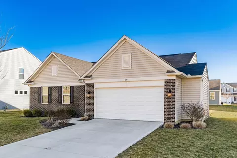 28 Thoreau Dr, Ashville, OH 43103
