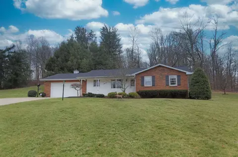 840 Brookwood Rd, Mount Vernon, OH 43050