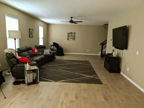 224 Jay Ct, Delaware, OH 43015 photo 4
