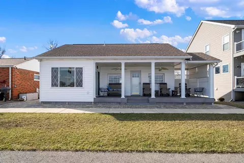 12786 W Bank Dr NE, Millersport, OH 43046