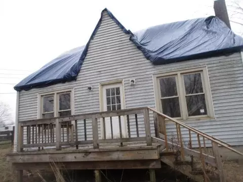 45467 Crestview Rd, Leetonia, OH 44431