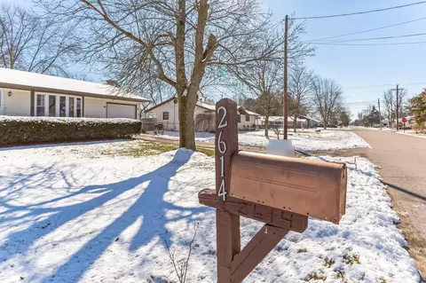 Exterior - 2614 Capaldi Dr, Marion, OH 43302 photo 7 of 11
