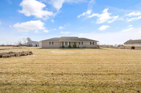 5269 Mclean Mill Rd, Circleville, OH 43113
