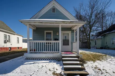 813 E Temple St, Washington Court House, OH 43160