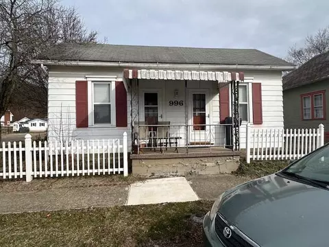 996 3rd St, Logan, OH 43138 photo 2